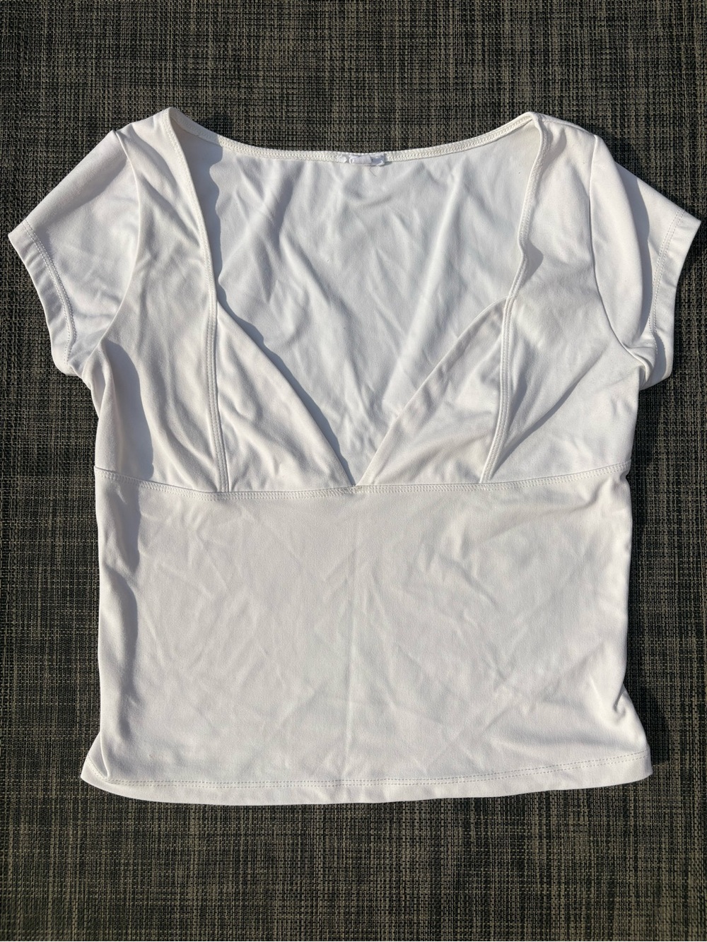 Garage Sleek Plunge T White Small
